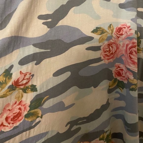 Women’s criss cross top - Picture 4 of 4